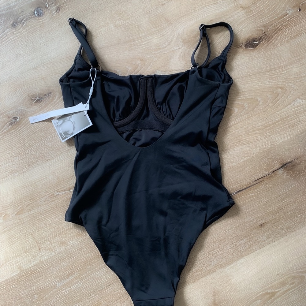 Form & fold black bathing suit